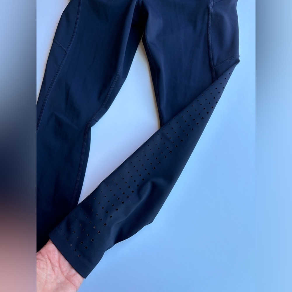 Athleta navy leggings. Cropped. Size XSP. See measurements in photos. - Picture 5 of 9